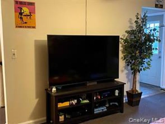 514 E Park Avenue UPPER, Long Beach, NY 11561