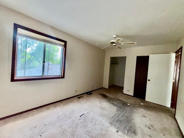 1353 Cove Drive 207B, Prospect Heights, IL 60070