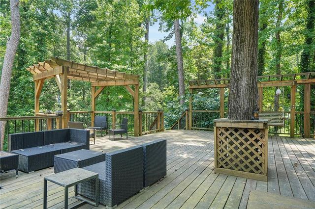 5798 Musket Lane, Stone Mountain, GA 30087