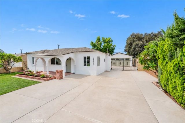 325 N Sunset Street, La Habra, CA 90631