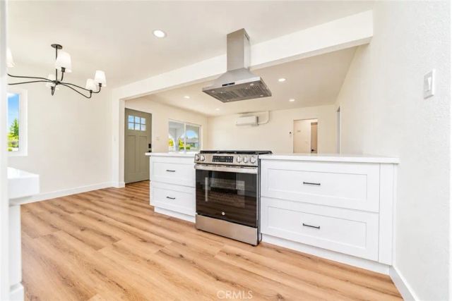 325 N Sunset Street, La Habra, CA 90631