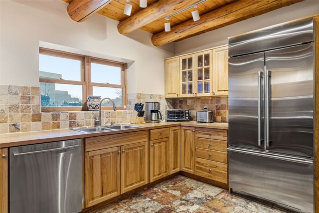 414 Camino Delora 2, Santa Fe, NM 87505