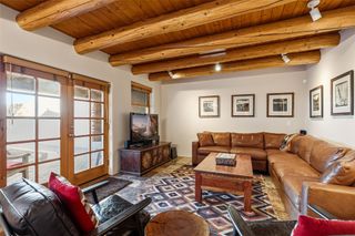 414 Camino Delora 2, Santa Fe, NM 87505