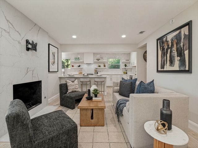 3222 Galahad Drive, Dallas, TX 75229