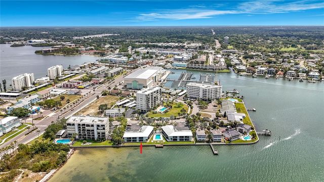 2570 GARY CIRCLE 3, Dunedin, FL 34698