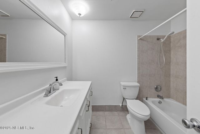 1144 CROWN Drive, Jacksonville, FL 32221