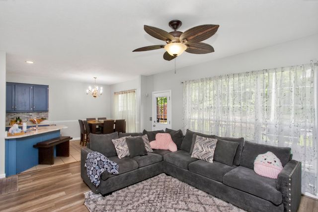 2356 Edencrest Dr, Antioch, TN 37013