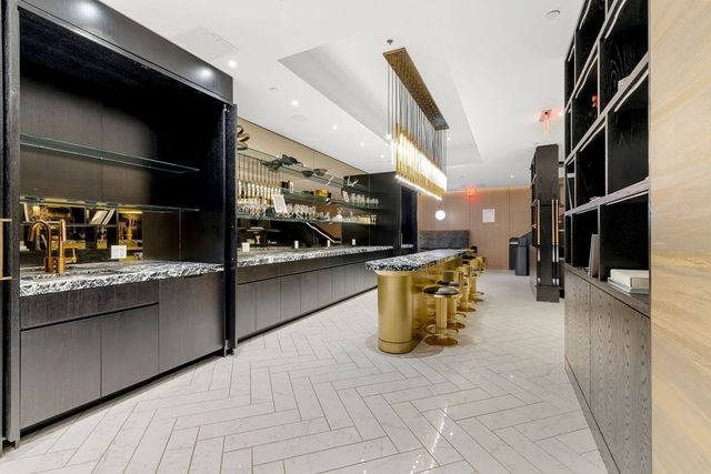 55 Lagrange St 601, Boston, MA 02116