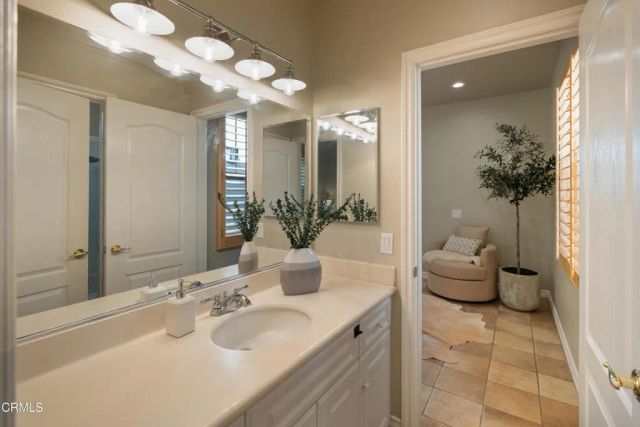 710 W Owen Court, Altadena, CA 91001