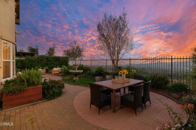 710 W Owen Court, Altadena, CA 91001