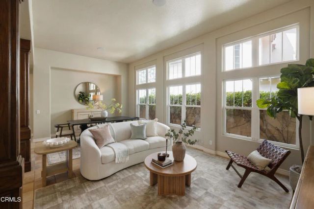 710 W Owen Court, Altadena, CA 91001