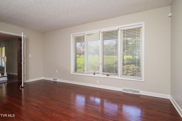 4312 Orebank Road, Kingsport, TN 37664