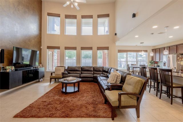 222 Trillium Drive, Sugar Land, TX 77479
