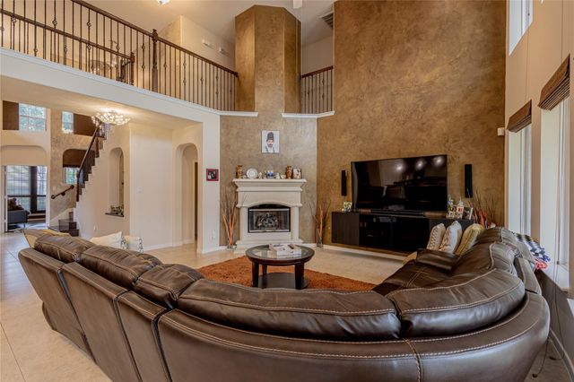 222 Trillium Drive, Sugar Land, TX 77479