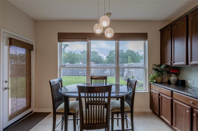 222 Trillium Drive, Sugar Land, TX 77479