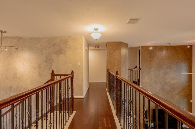 222 Trillium Drive, Sugar Land, TX 77479