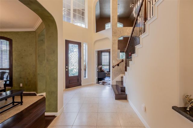 222 Trillium Drive, Sugar Land, TX 77479