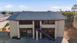 434 W IVYGLEN Street 105, Mesa, AZ 85201
