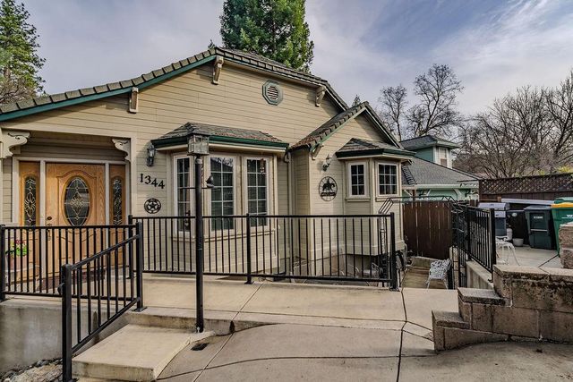 1344 Village Ln, Placerville, CA 95667