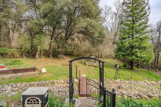 1344 Village Ln, Placerville, CA 95667