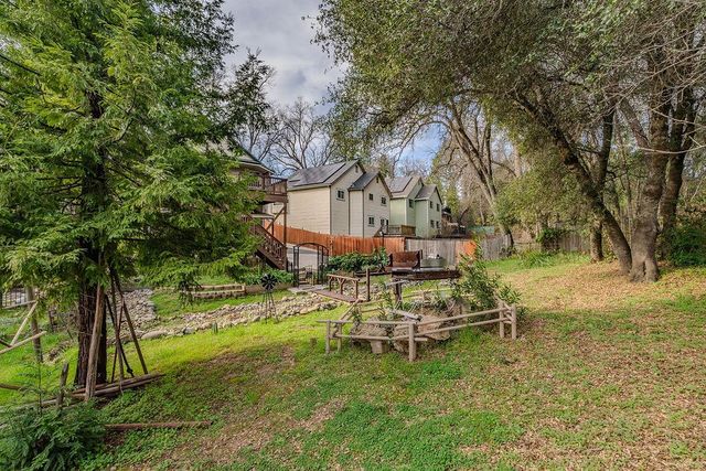 1344 Village Ln, Placerville, CA 95667