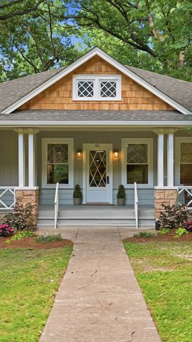 321 Signal Mountain Boulevard, Signal Mountain, TN 37377