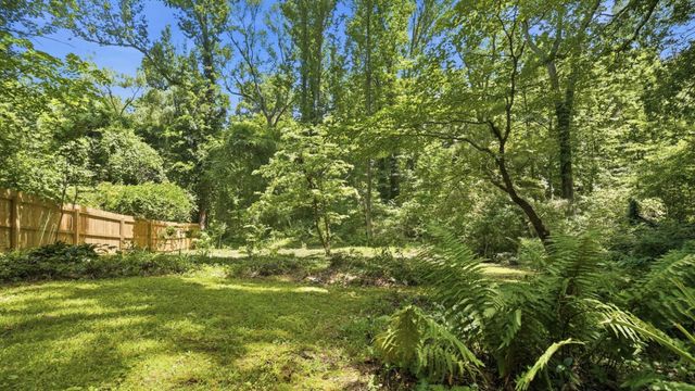 321 Signal Mountain Boulevard, Signal Mountain, TN 37377