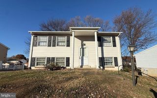 13860 LANGSTONE DR, Woodbridge, VA 22193