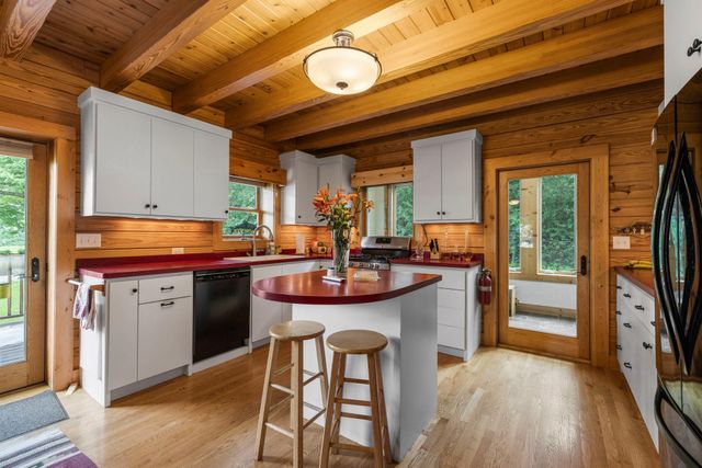5840 Christmas Lake Road, Excelsior, MN 55331