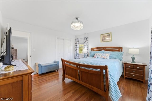 16 Hogback Rd, Franklin Twp., NJ 08867