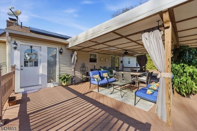 16 Hogback Rd, Franklin Twp., NJ 08867