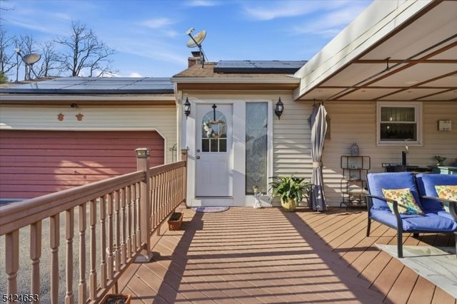 16 Hogback Rd, Franklin Twp., NJ 08867