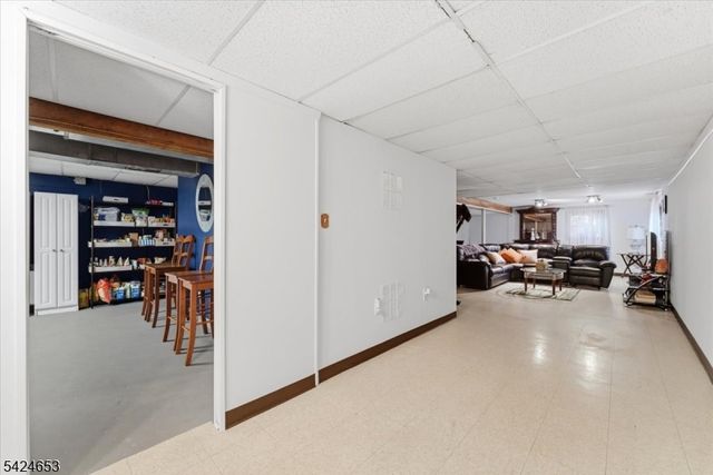 16 Hogback Rd, Franklin Twp., NJ 08867