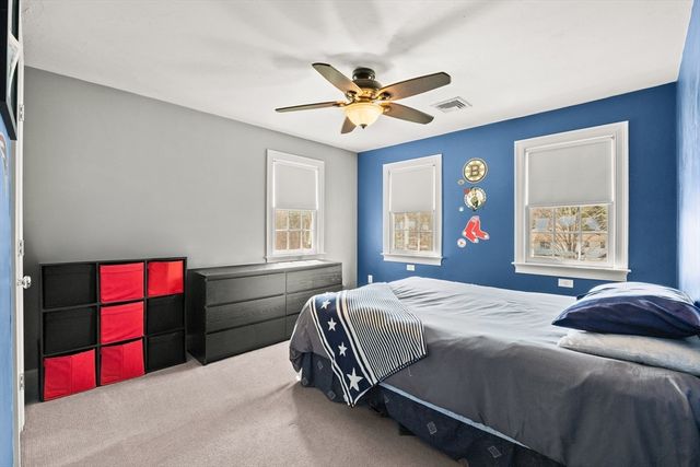 100 Chestnut St, East Bridgewater, MA 02333