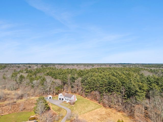 100 Chestnut St, East Bridgewater, MA 02333