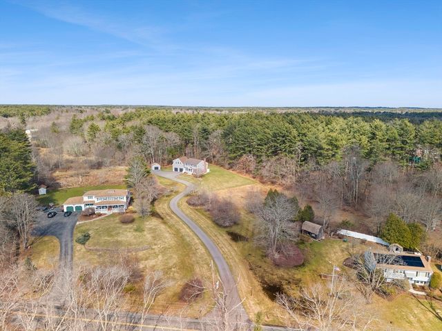 100 Chestnut St, East Bridgewater, MA 02333