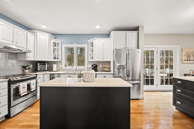 100 Chestnut St, East Bridgewater, MA 02333