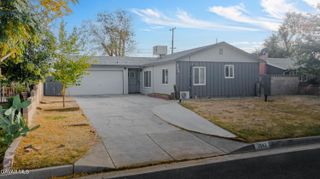 1042 West Avenue J10, Lancaster, CA 93534
