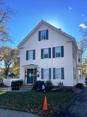 166 Chauncy St, Mansfield, MA 02048