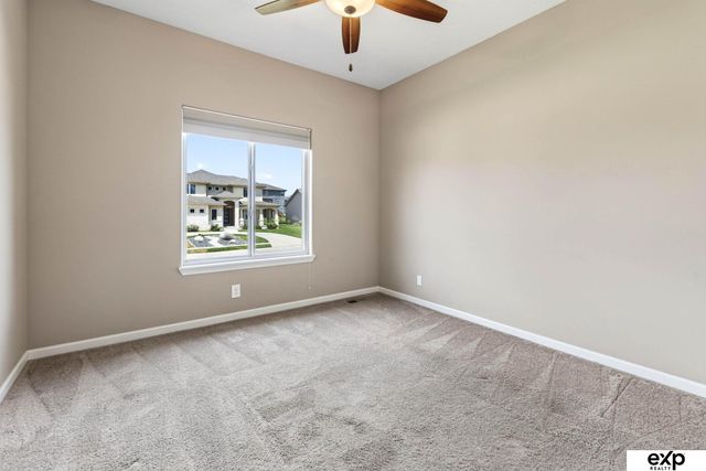 5107 Waterford Avenue, Papillion, NE 68133