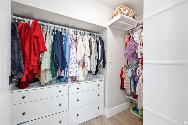 1514 E FULLER DR, Millcreek, UT 84124