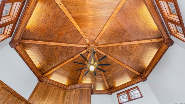 114 Massad Dr, Pleasanton, TX 78064
