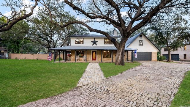 114 Massad Dr, Pleasanton, TX 78064