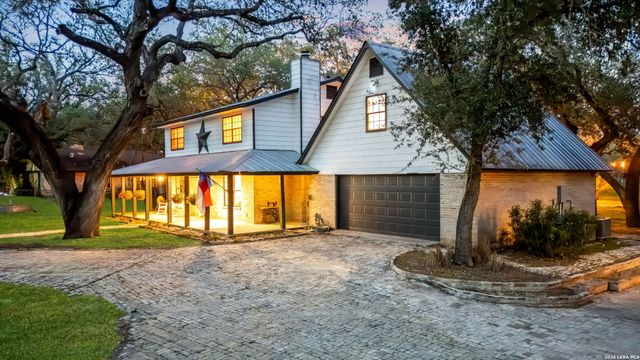 114 Massad Dr, Pleasanton, TX 78064