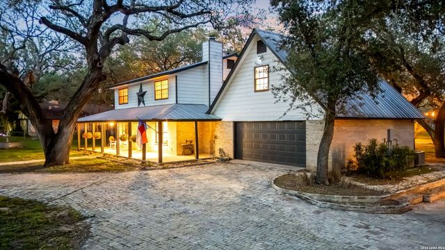 114 Massad Dr, Pleasanton, TX 78064