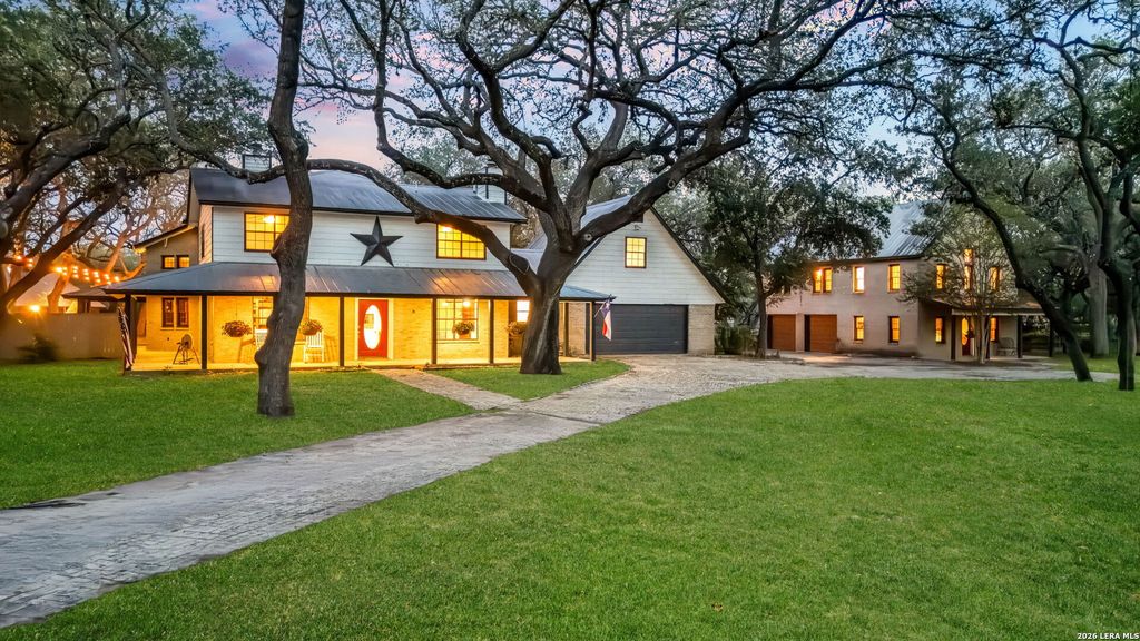 114 Massad Dr, Pleasanton, TX 78064