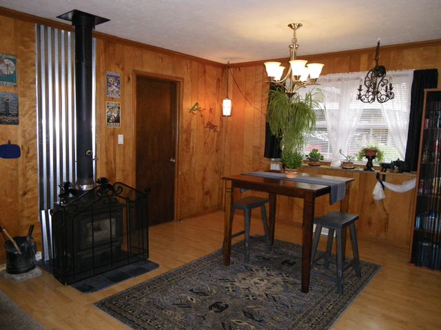 1443 E Berkeley Street, Springfield, MO 65804