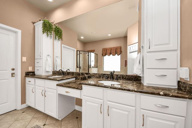 5217 Lillian Street, Houston, TX 77007