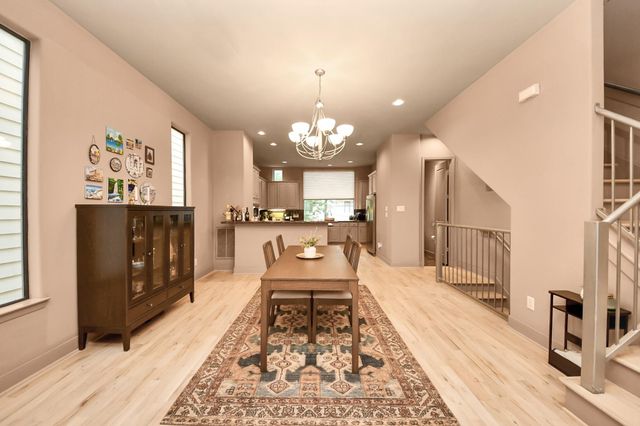 5217 Lillian Street, Houston, TX 77007