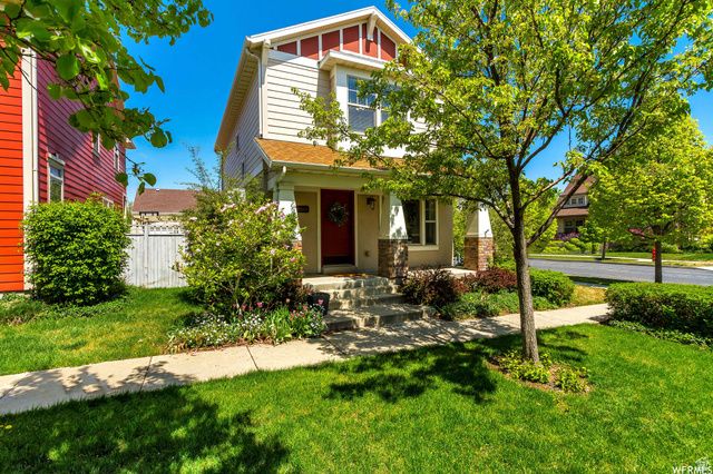 10868 S WEISS DR, South Jordan, UT 84009